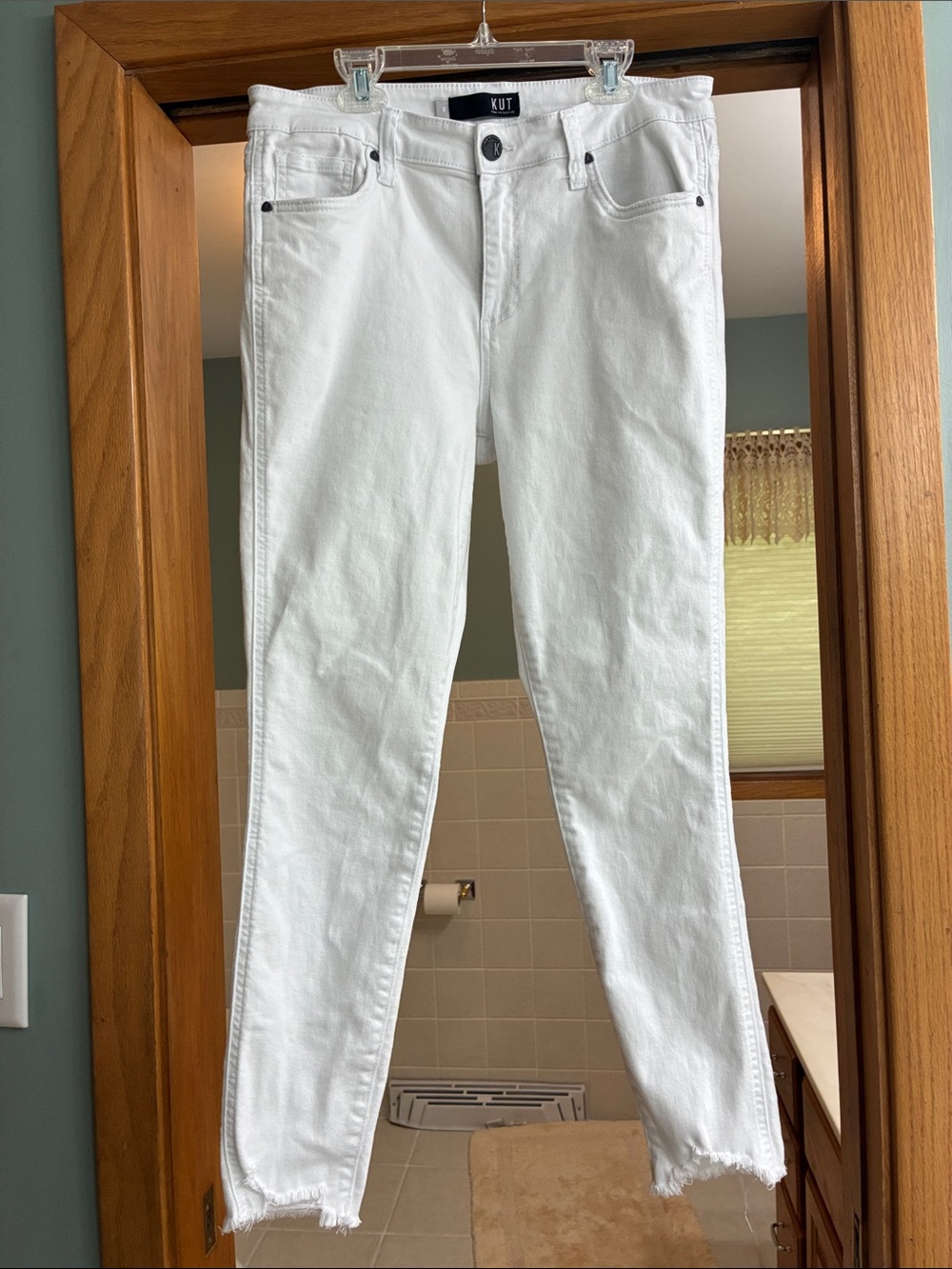 Kut from the Kloth Connie White High Waist Skinny Jeans Size 8